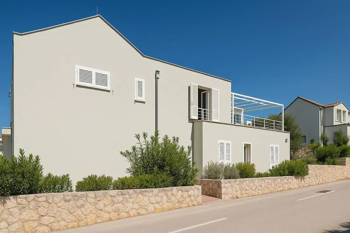 Sunny Resort Apartment 1042 Petrcane Croácia